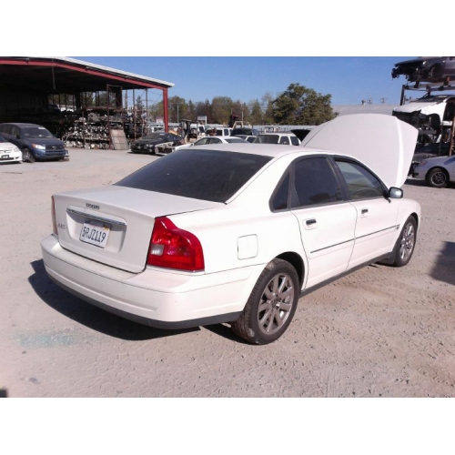 Used 2004 Volvo S80 Parts White With Tan Interior 5